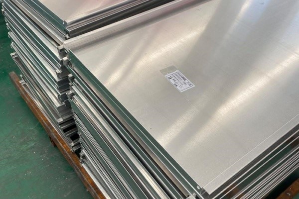 Aluminum Alloys 6061 and 6063 Aluminum Alloys 6061 and 6063